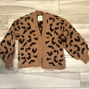 Abercrombie & Fitch xs cardigan leopard print